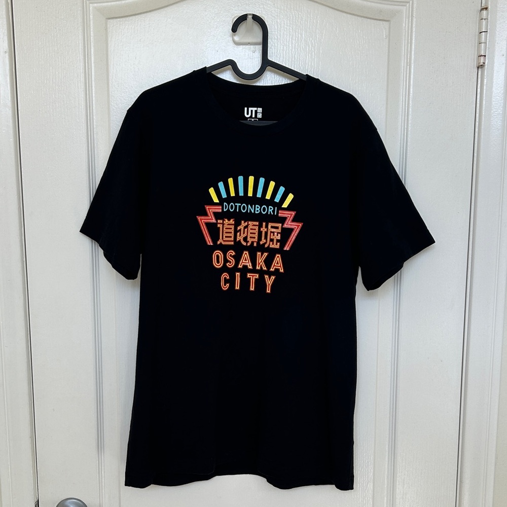UT Uniqlo Dotonbori Osaka City T-Shirt | Black | Size M